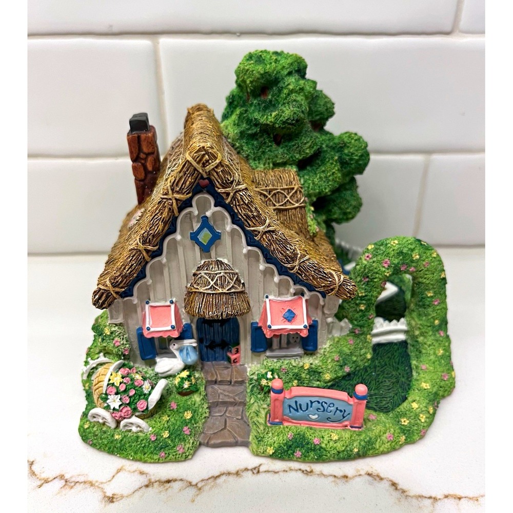 Cherished Teddies Village Teddies Nursery House Sculpture 1996 Boxed VTG NWOT